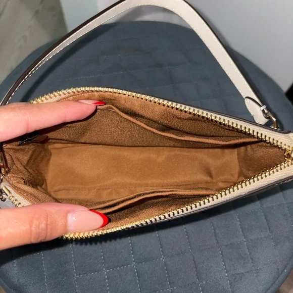 Coach Nolita 19 in Signature Canvas - Picture 9 of 12